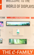 Quantum-Dot-Displays